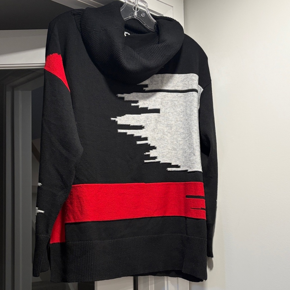 SPANNER Color Block Turtleneck Sweater - Black, Red, Gray